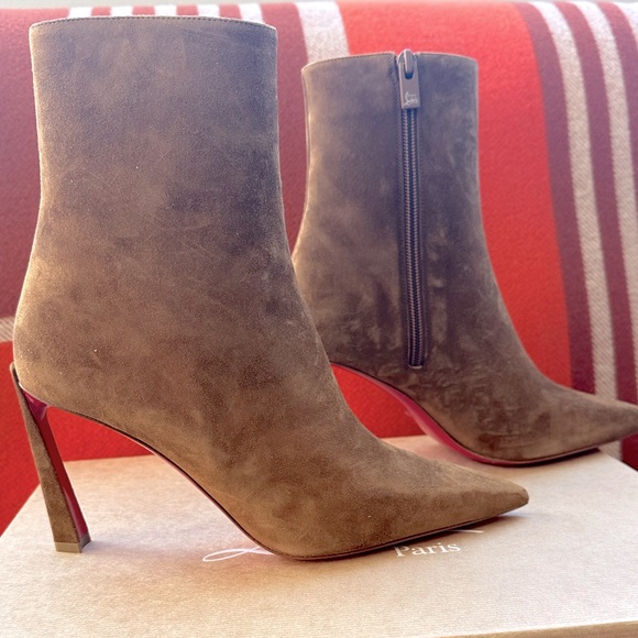 NWT CHRISTIAN LOUBOUTIN SUEDE BOOTY - Picture 8 of 10